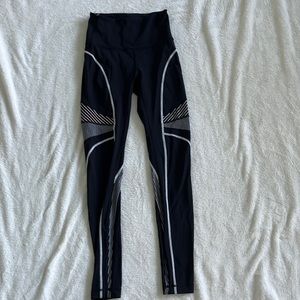 Women’s Lululemon leggings